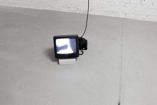 konnex, Video, 4:3, 3:34 Min., 2010, Dominik Geis